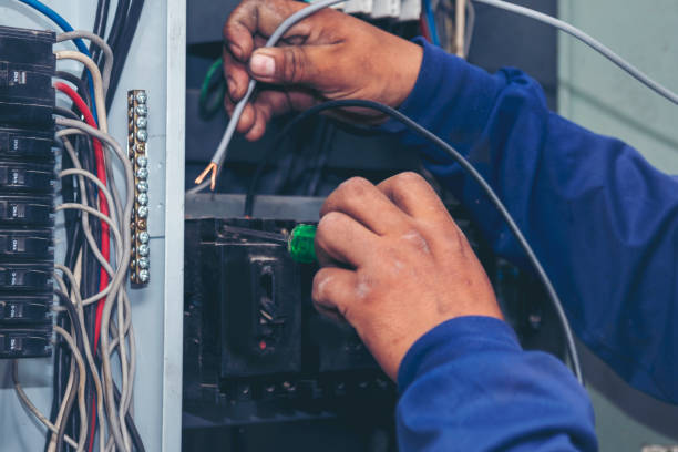 Professional Electrician in Turpin Hills, OH